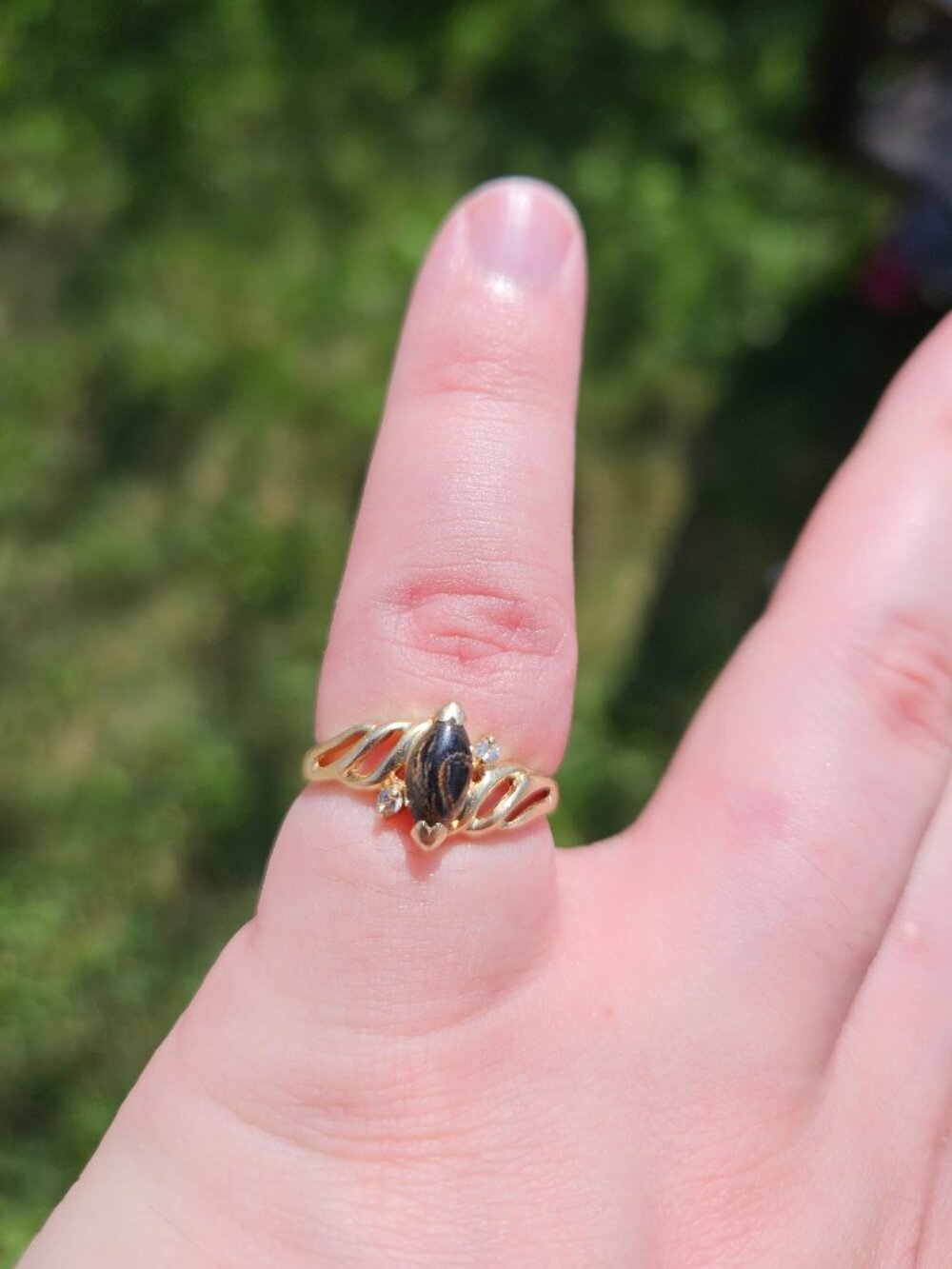 14K Yellow Gold Filigree Bypass Style Diamond Tiger's Eye Band Ring Size 4.5